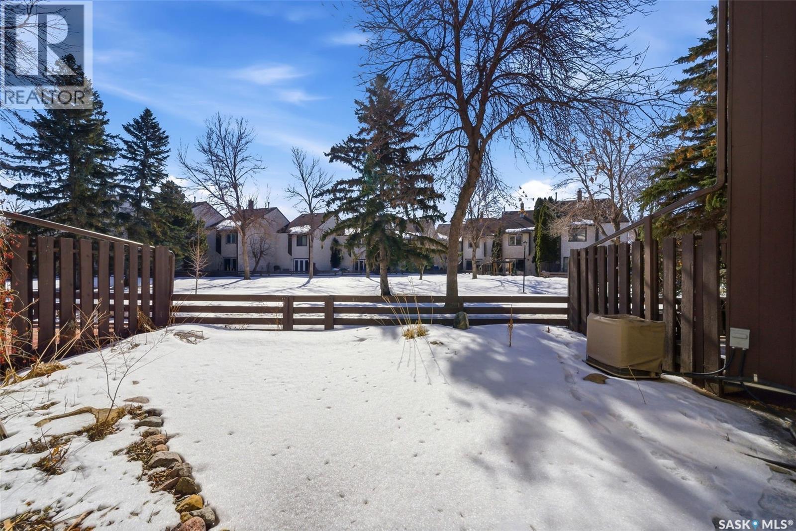 1615 23Rd Avenue, Regina, SK - Outdoor