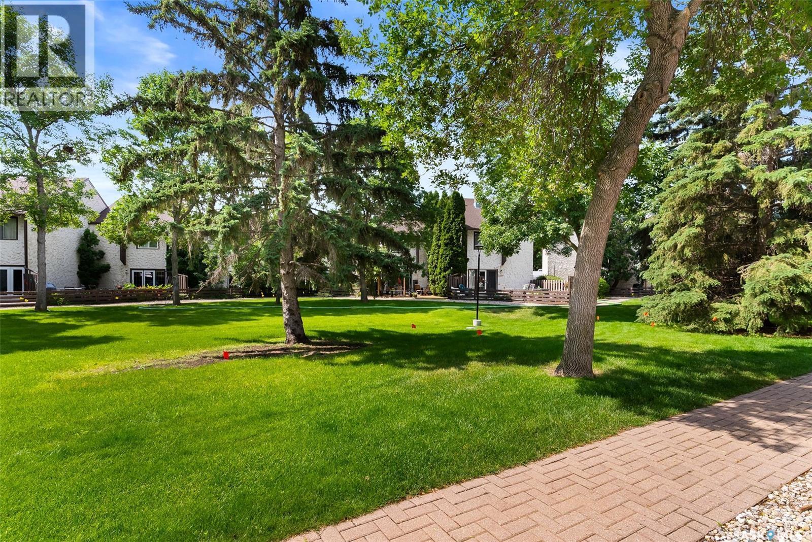 1615 23Rd Avenue, Regina, SK - Outdoor