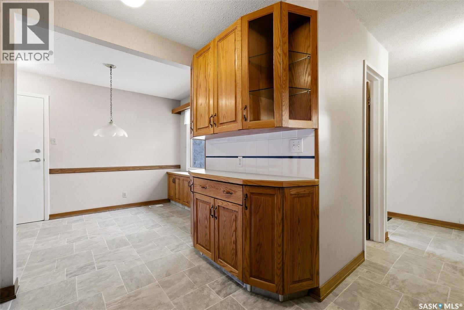 1615 23Rd Avenue, Regina, SK - Indoor