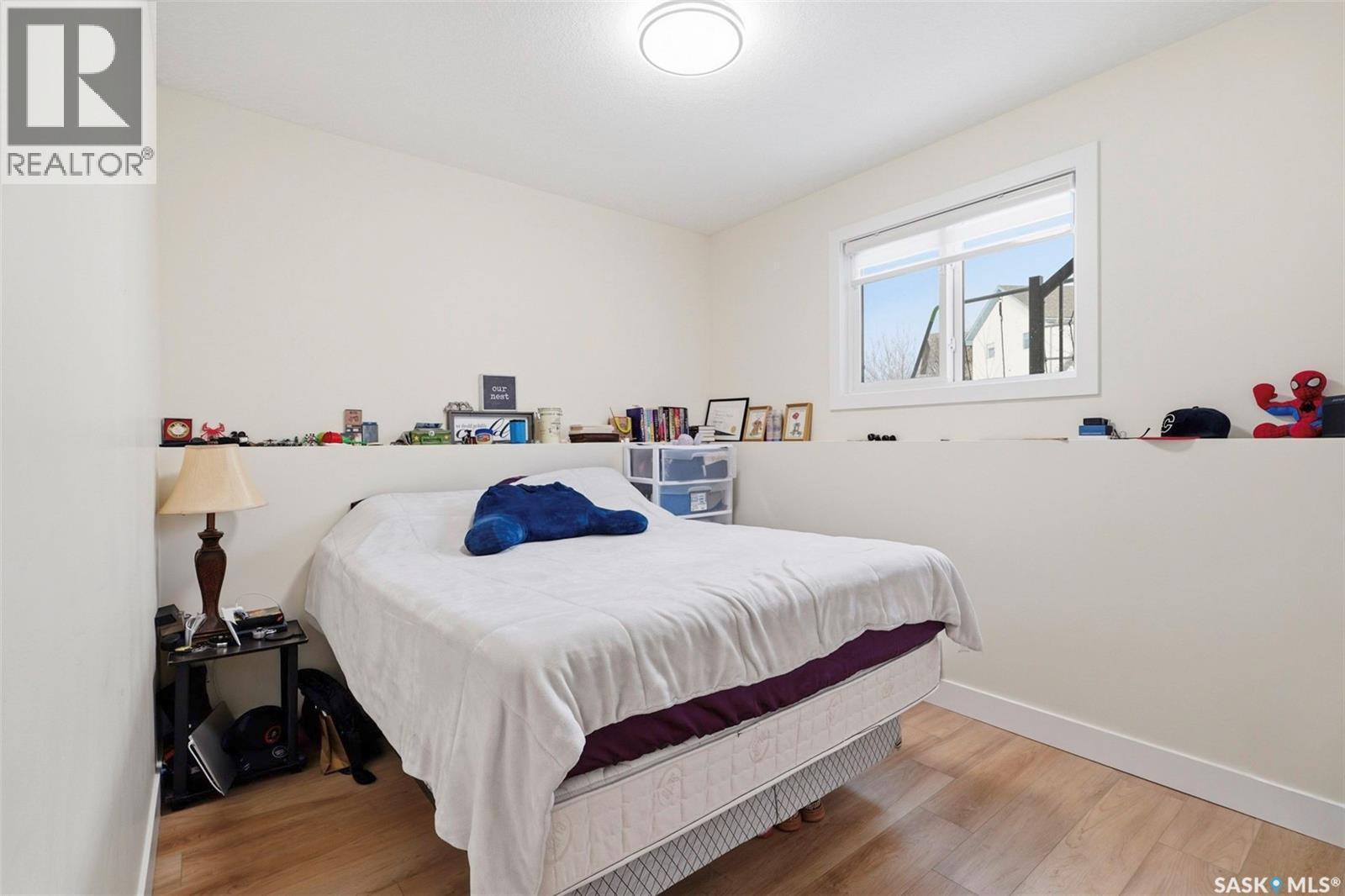 711 Nightingale Road, Saskatoon, SK - Indoor Photo Showing Bedroom