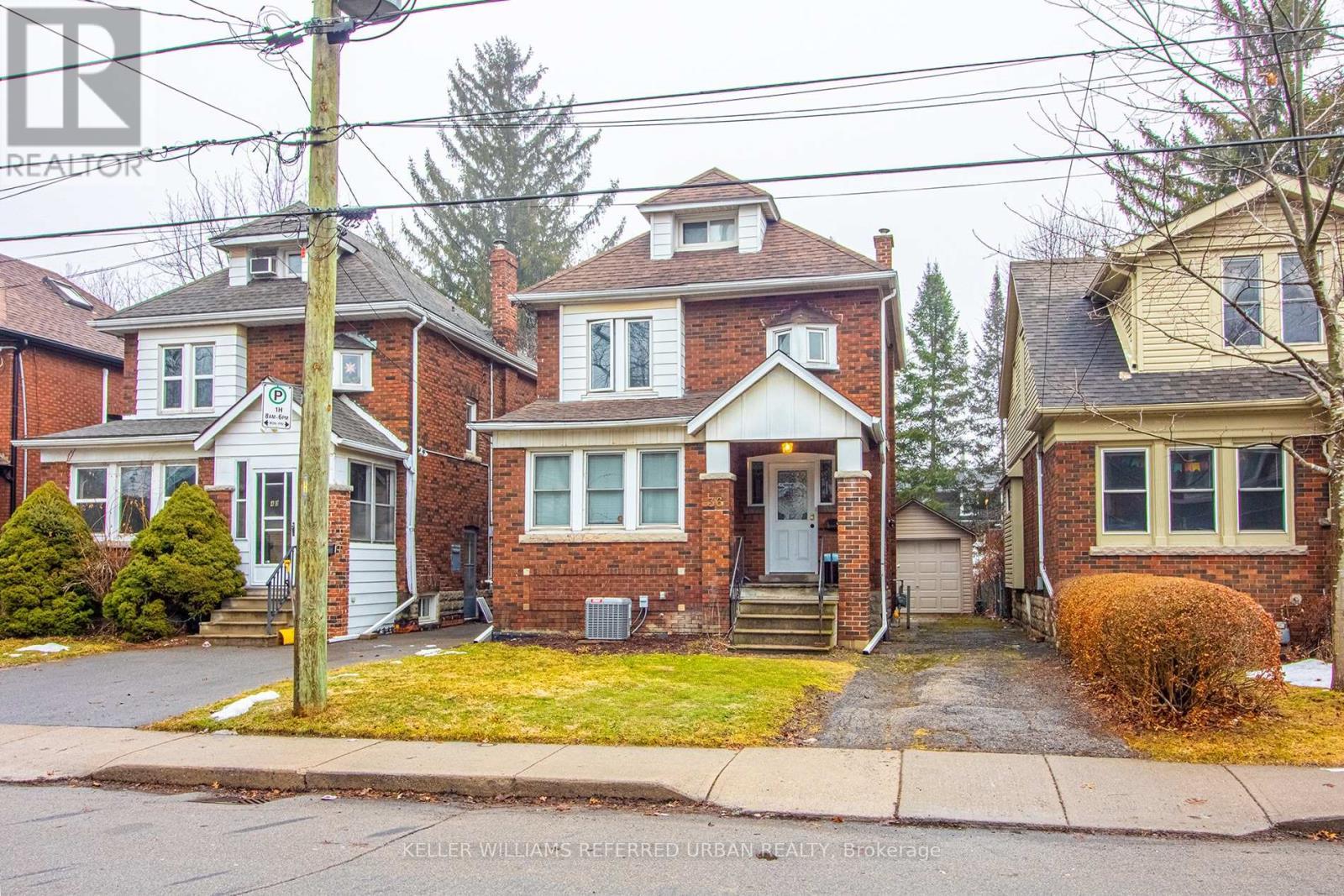 36 Haddon Avenue N, Hamilton, ON - Outdoor With Facade
