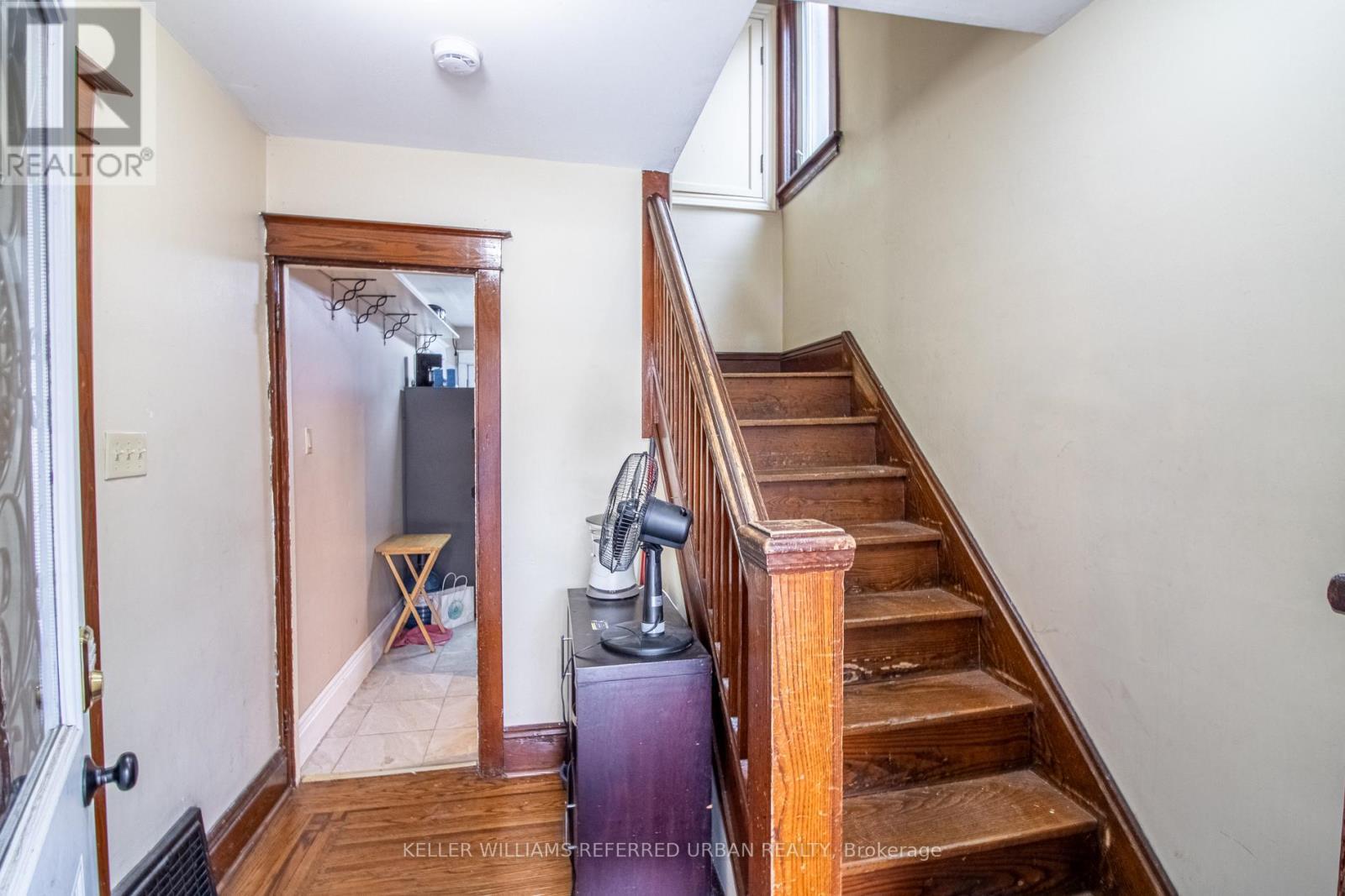 36 Haddon Avenue N, Hamilton, ON - Indoor Photo Showing Other Room