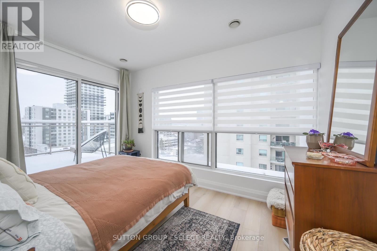 903 - 544 Talbot Street, London East (East E), ON - Indoor Photo Showing Bedroom