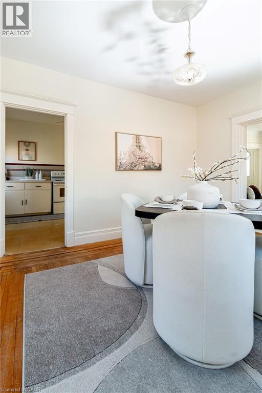 58 Edgemont Street N, Hamilton, ON - Indoor