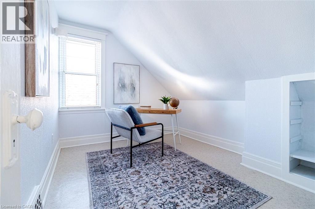 58 Edgemont Street N, Hamilton, ON - Indoor Photo Showing Other Room