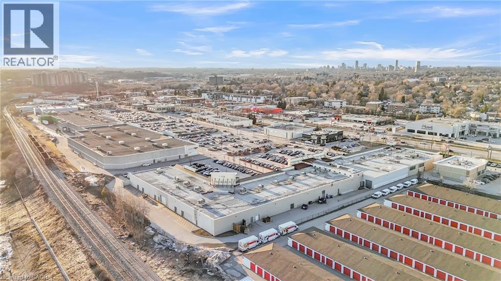 589 Fairway Road S, Kitchener, ON