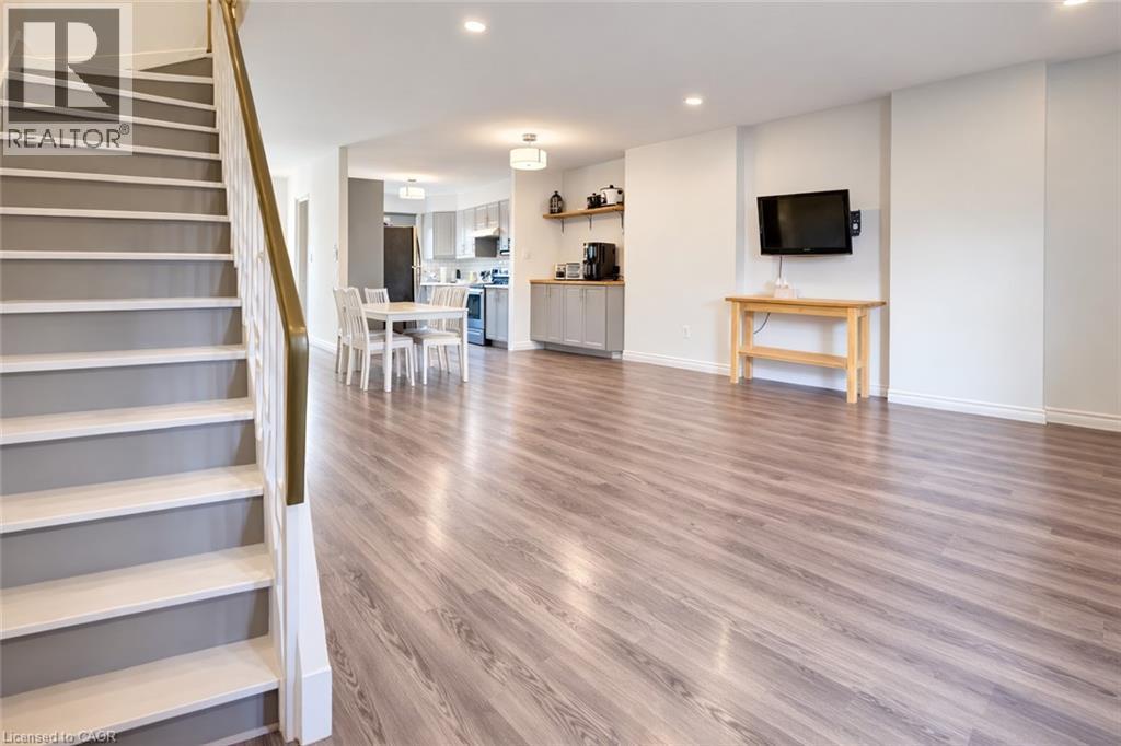 184 Westcourt Place, Waterloo, ON - Indoor