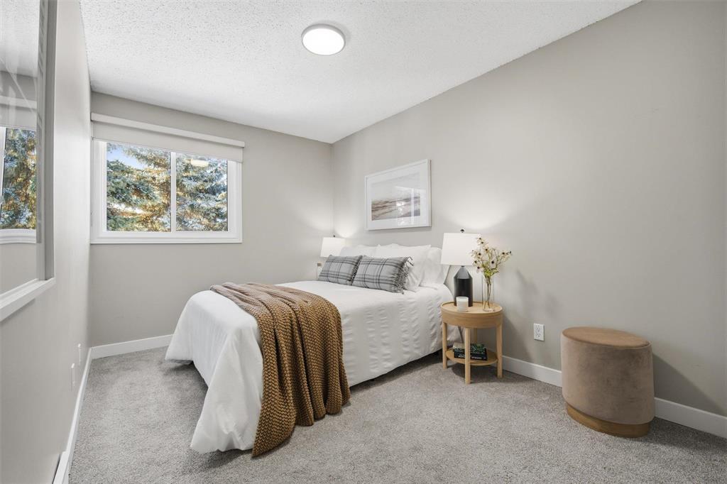 D 57 Apple Lane, Winnipeg, MB - Indoor Photo Showing Bedroom