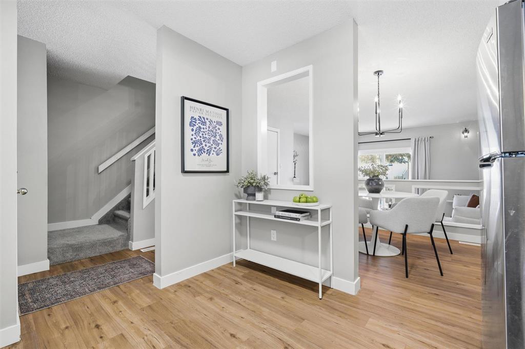 D 57 Apple Lane, Winnipeg, MB - Indoor