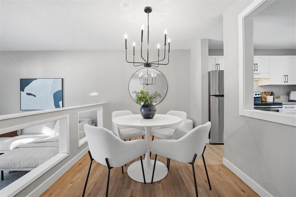 D 57 Apple Lane, Winnipeg, MB - Indoor Photo Showing Dining Room