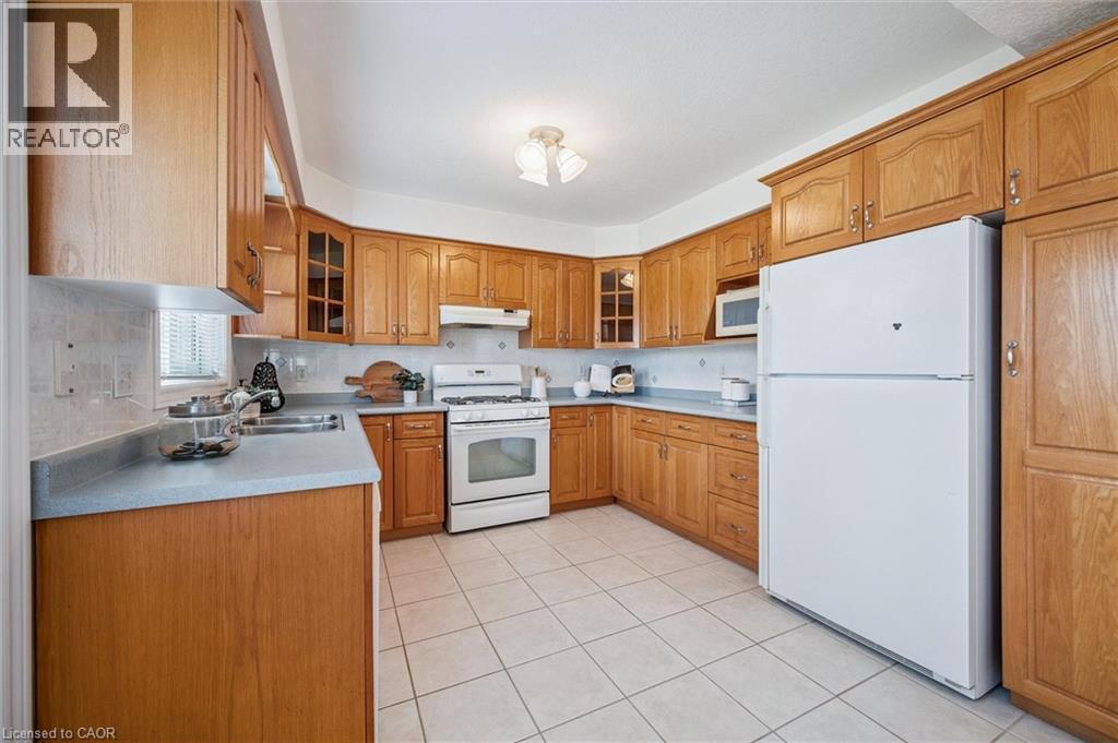 6 Keller Crescent, Kitchener, ON - Indoor Photo Showing Kitchen With Double Sink