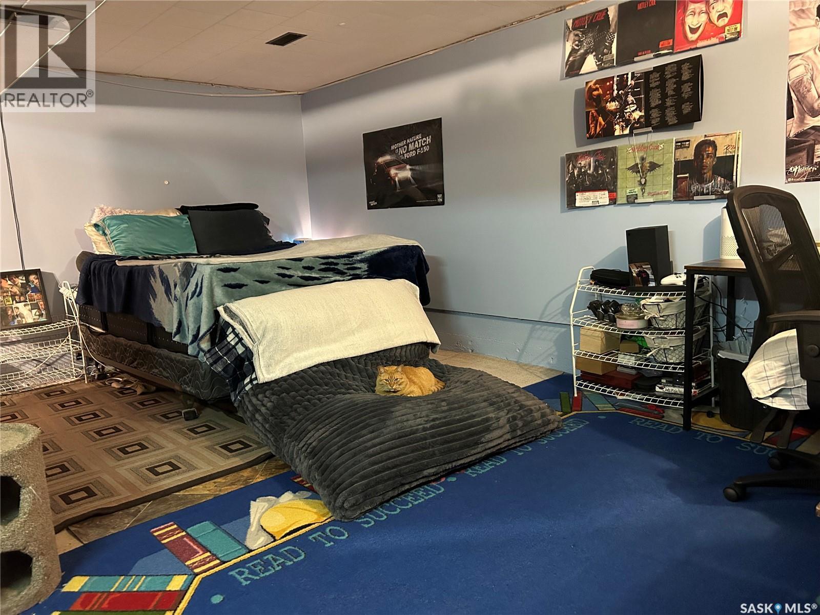 918 Albert Street, Estevan, SK - Indoor