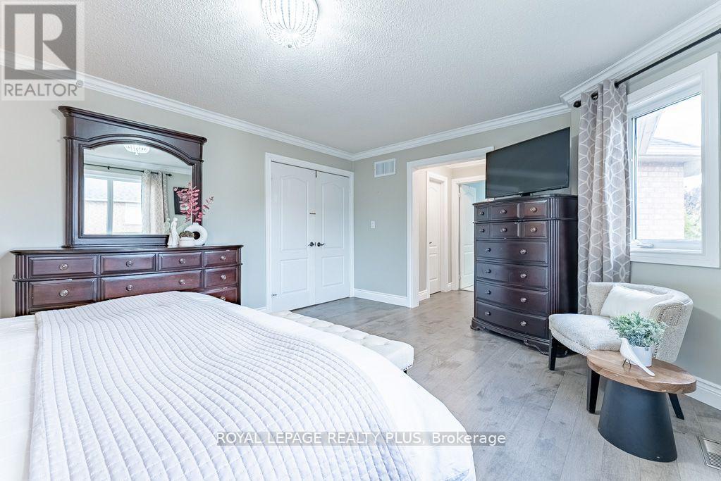 20 Navy Crescent, Brampton, ON - Indoor Photo Showing Bedroom