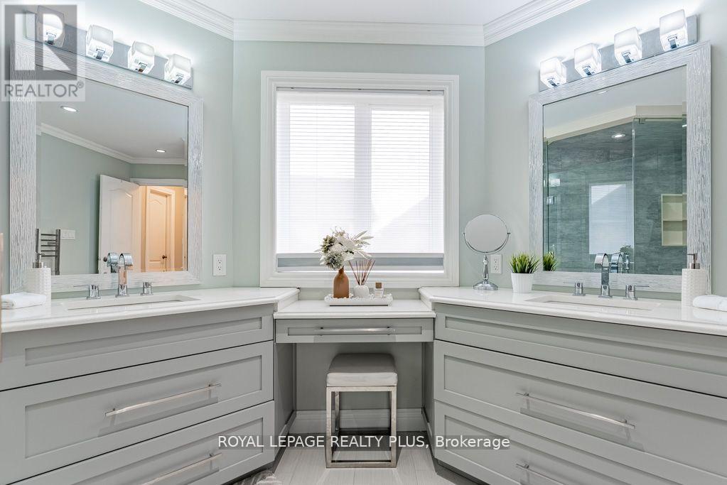 20 Navy Crescent, Brampton, ON - Indoor Photo Showing Bathroom