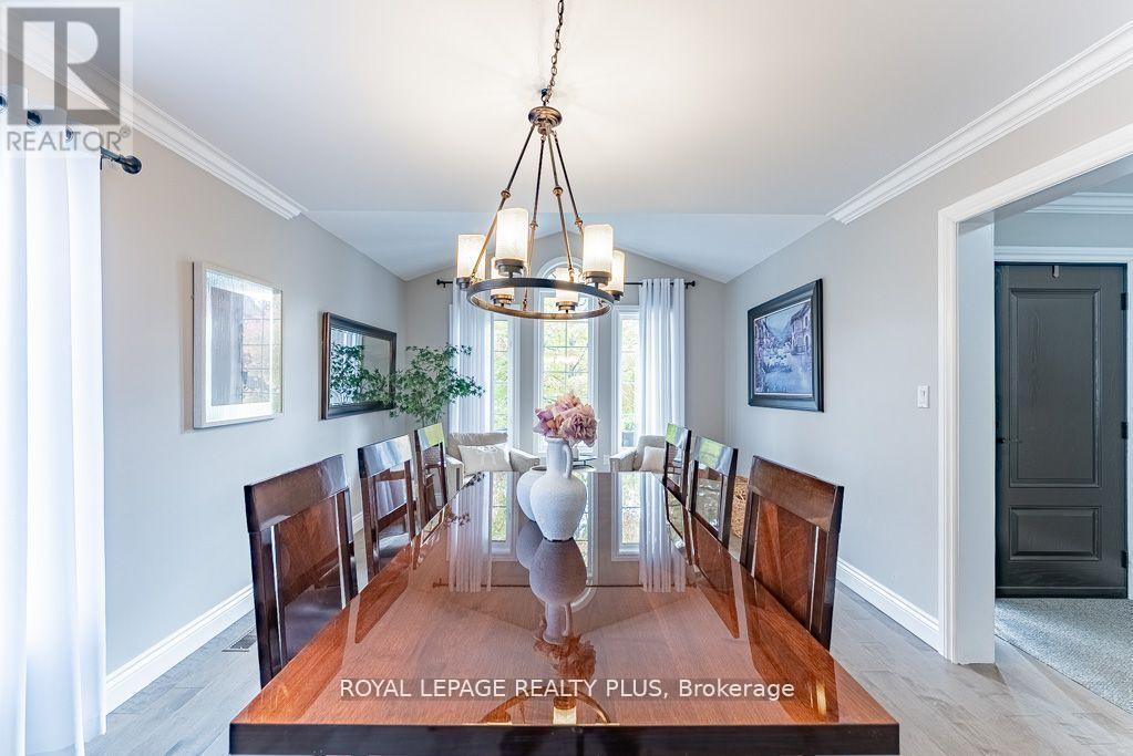 20 Navy Crescent, Brampton, ON - Indoor Photo Showing Other Room