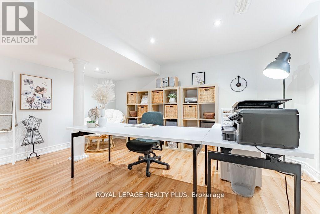 20 Navy Crescent, Brampton, ON - Indoor Photo Showing Office