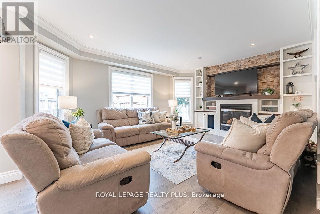 20 Navy Crescent, Brampton, ON - Indoor Photo Showing Living Room With Fireplace