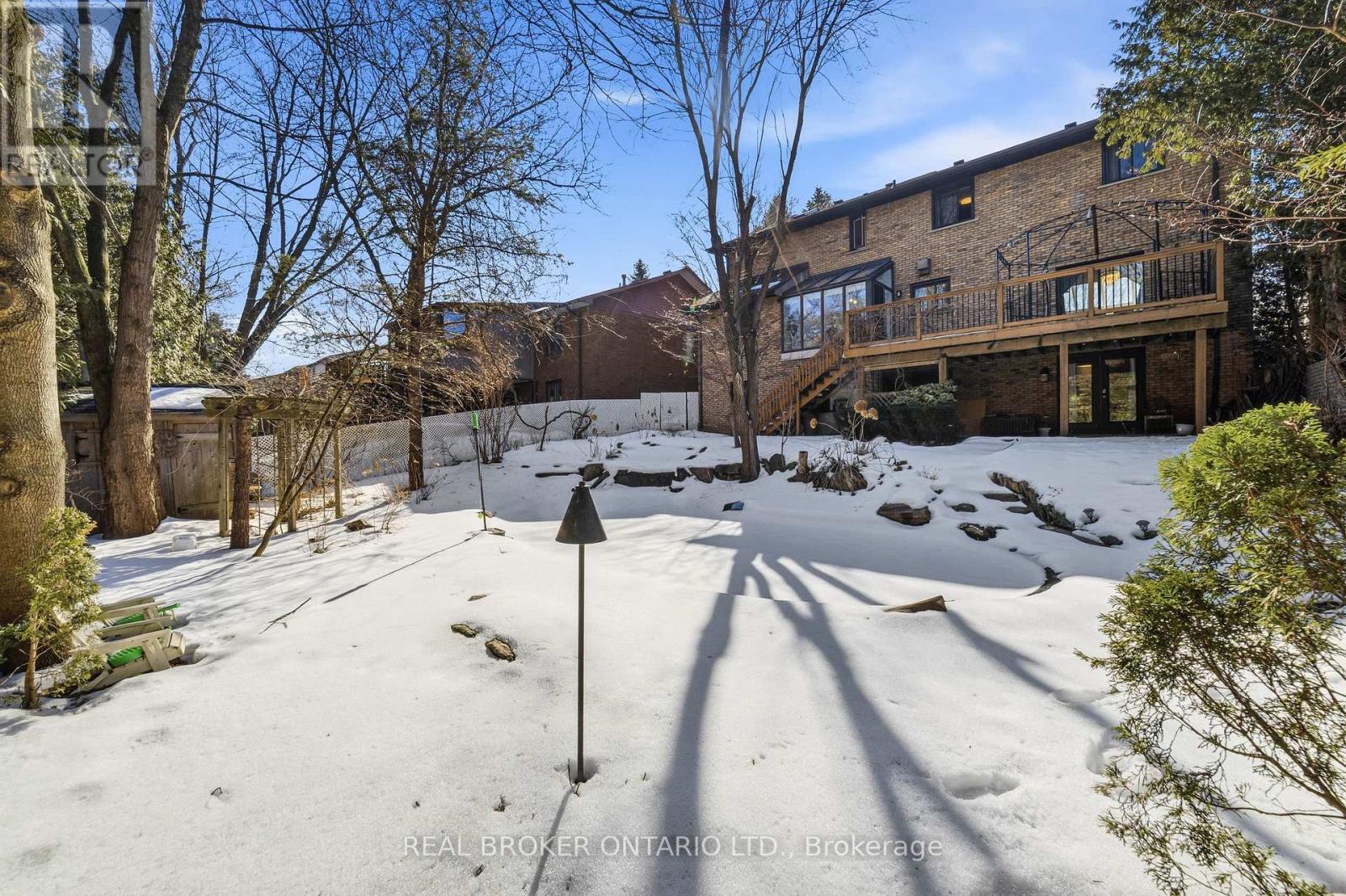 39 Templer Drive, Hamilton, ON - Outdoor