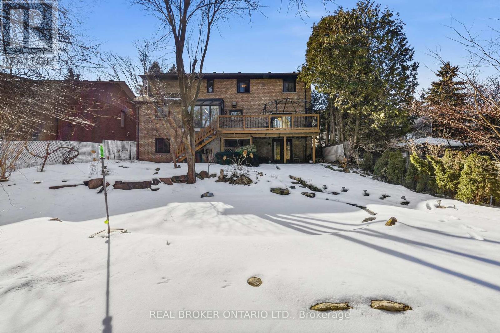 39 Templer Drive, Hamilton, ON - Outdoor