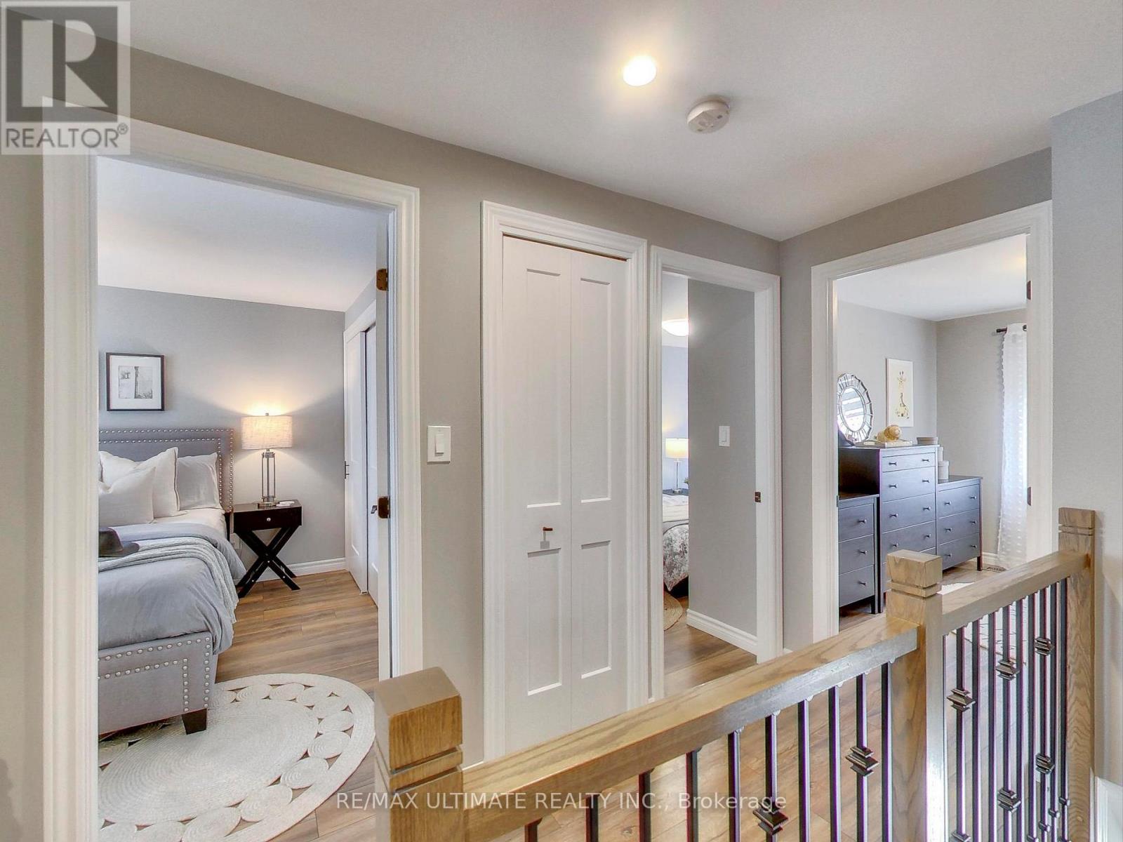 496 Elgin Street N, Cambridge, ON - Indoor