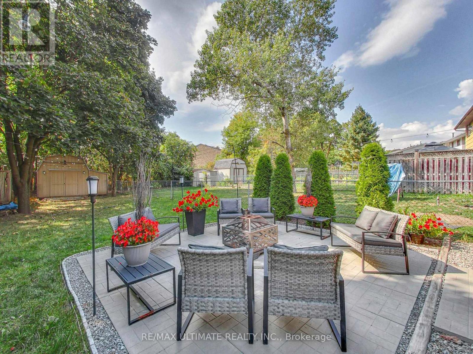 496 Elgin Street N, Cambridge, ON - Outdoor With Deck Patio Veranda