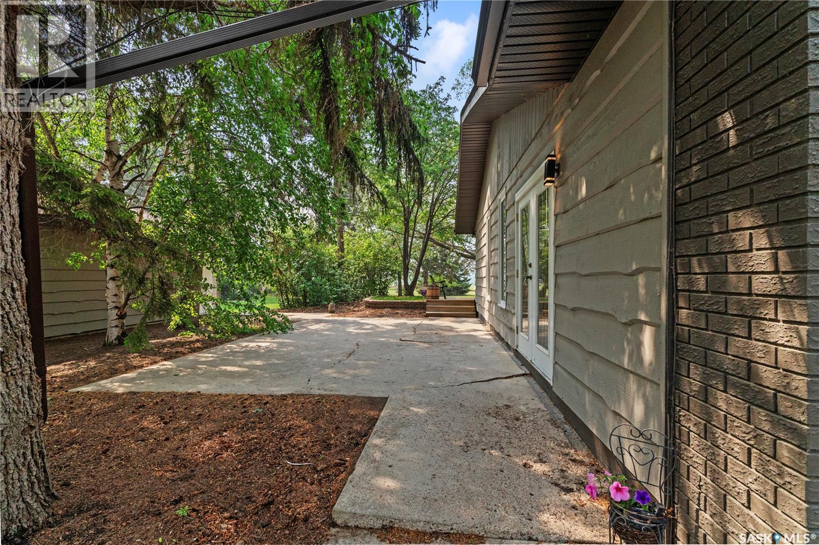 706 2Nd Avenue, Borden, SK - Outdoor