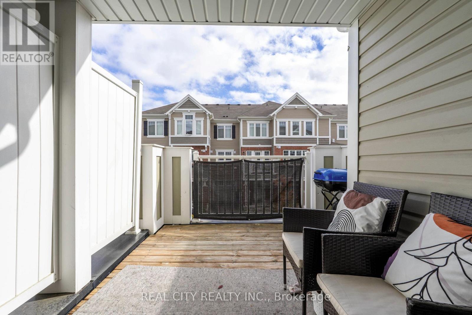 48 - 143 Ridge Road, Cambridge, ON - Outdoor With Exterior