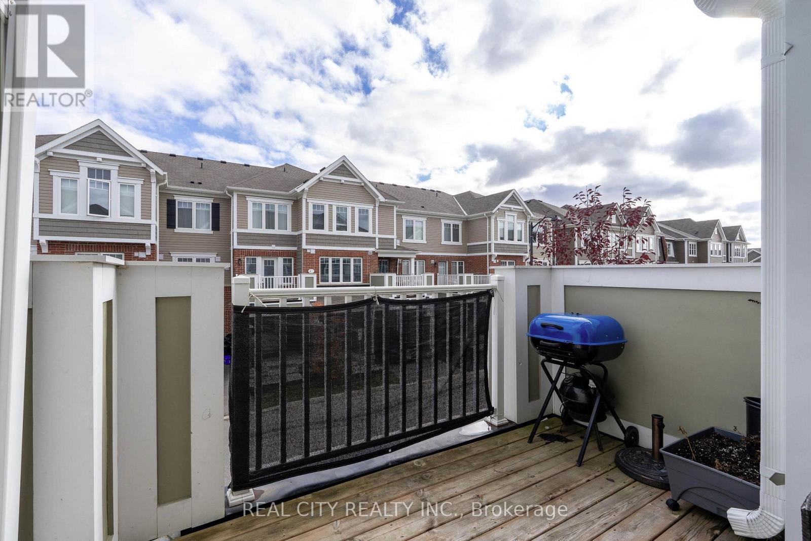 48 - 143 Ridge Road, Cambridge, ON - Outdoor