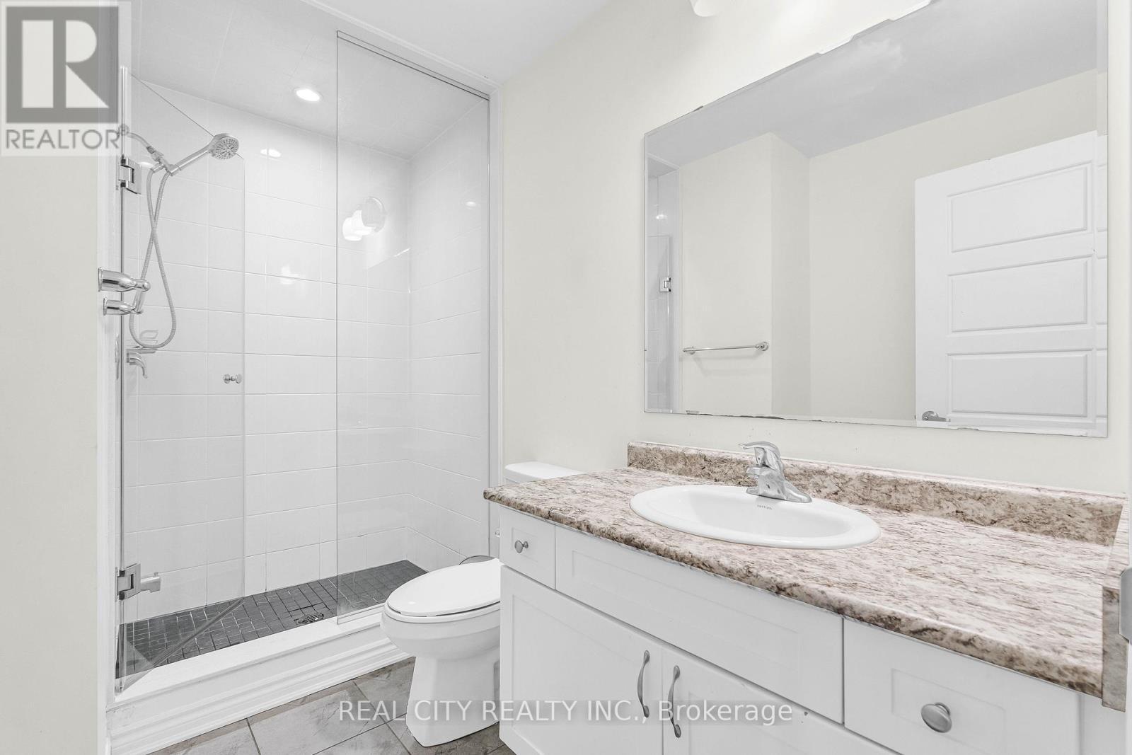 48 - 143 Ridge Road, Cambridge, ON - Indoor Photo Showing Bathroom
