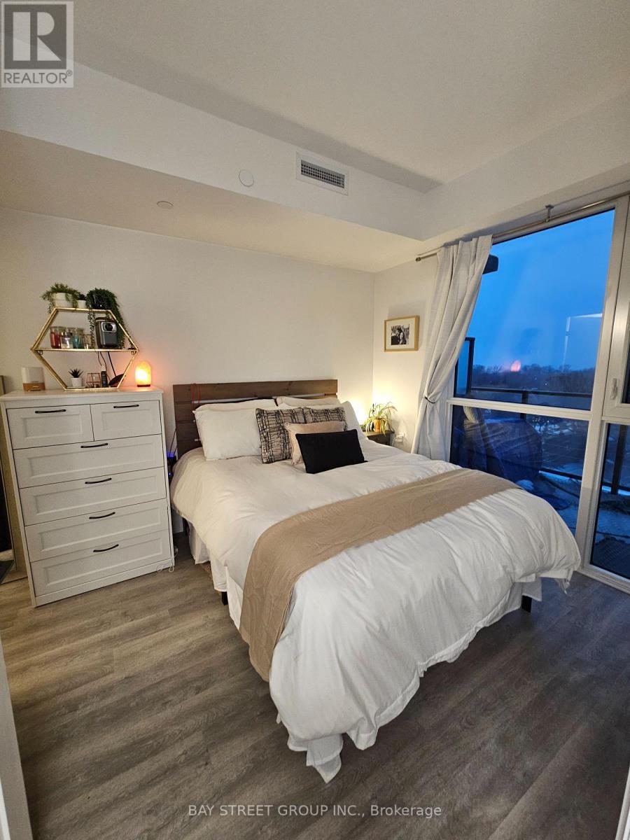 801 - 2369 Danforth Avenue, Toronto, ON - Indoor Photo Showing Bedroom