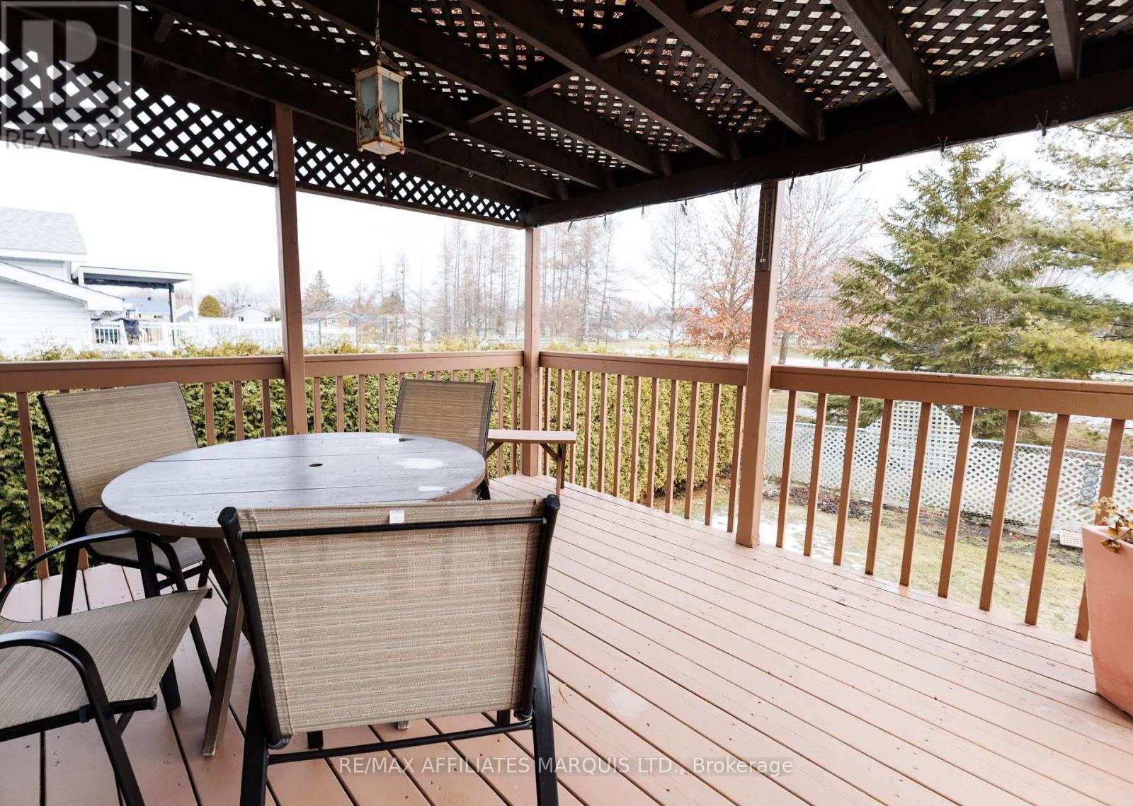 264 Ivan Crescent, Cornwall, ON - Outdoor With Deck Patio Veranda With Exterior