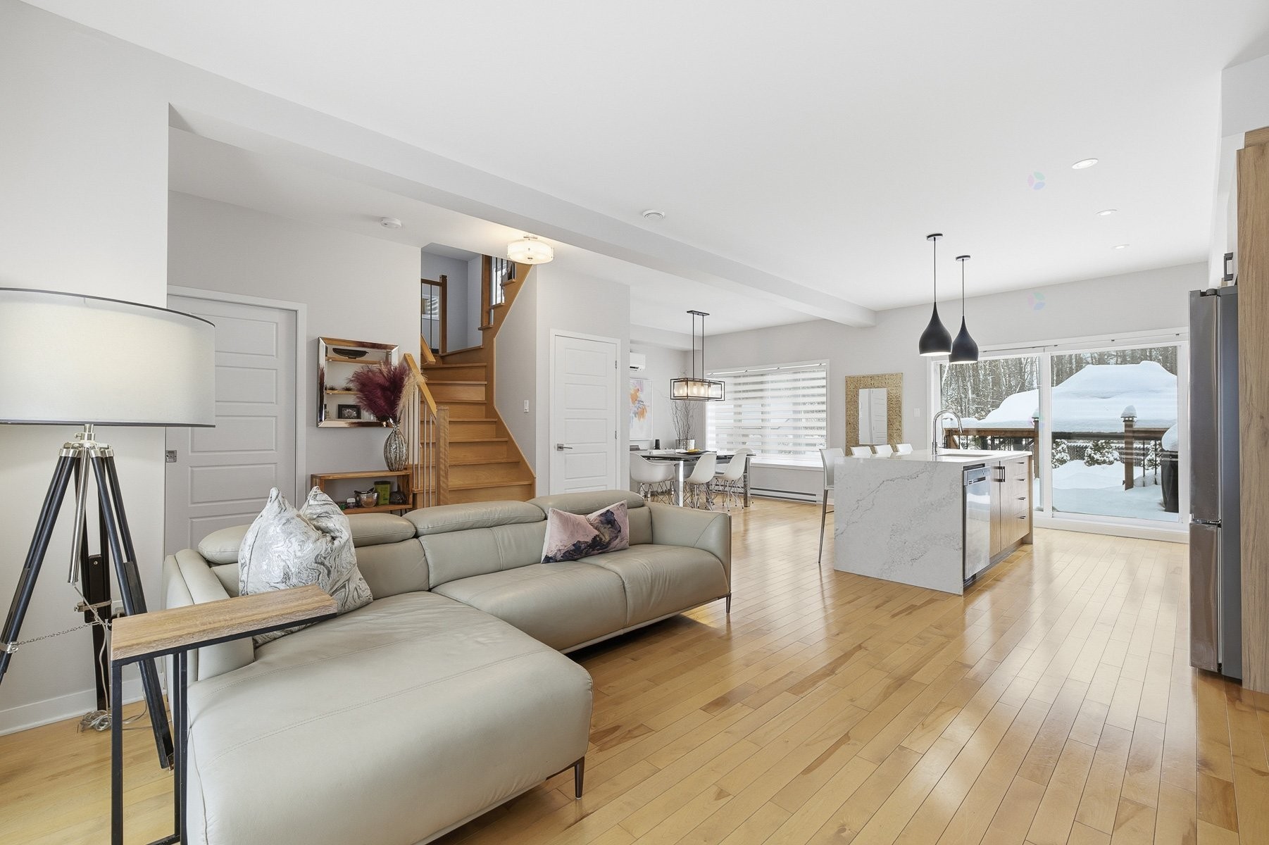 Salon - 717 Rue De Chenonceau, Saint-Jérôme, QC - Indoor Photo Showing Living Room