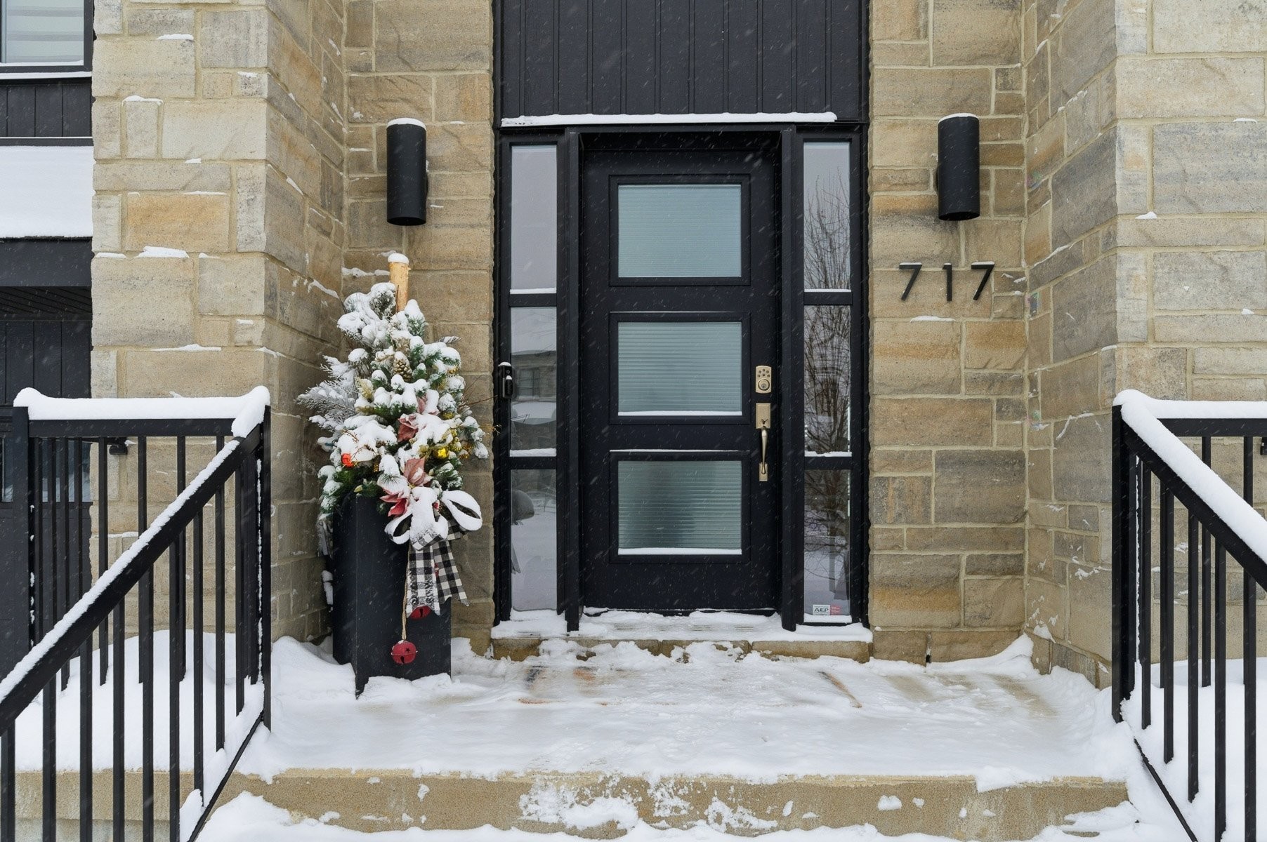 Façade - 717 Rue De Chenonceau, Saint-Jérôme, QC - Outdoor