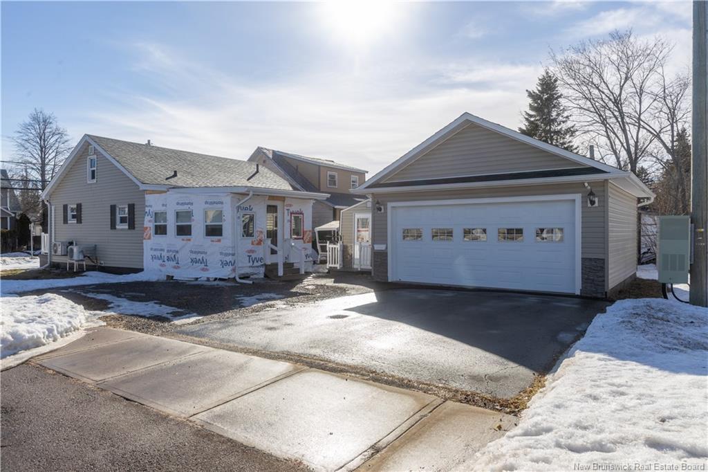 110 Maple St, Moncton, NB