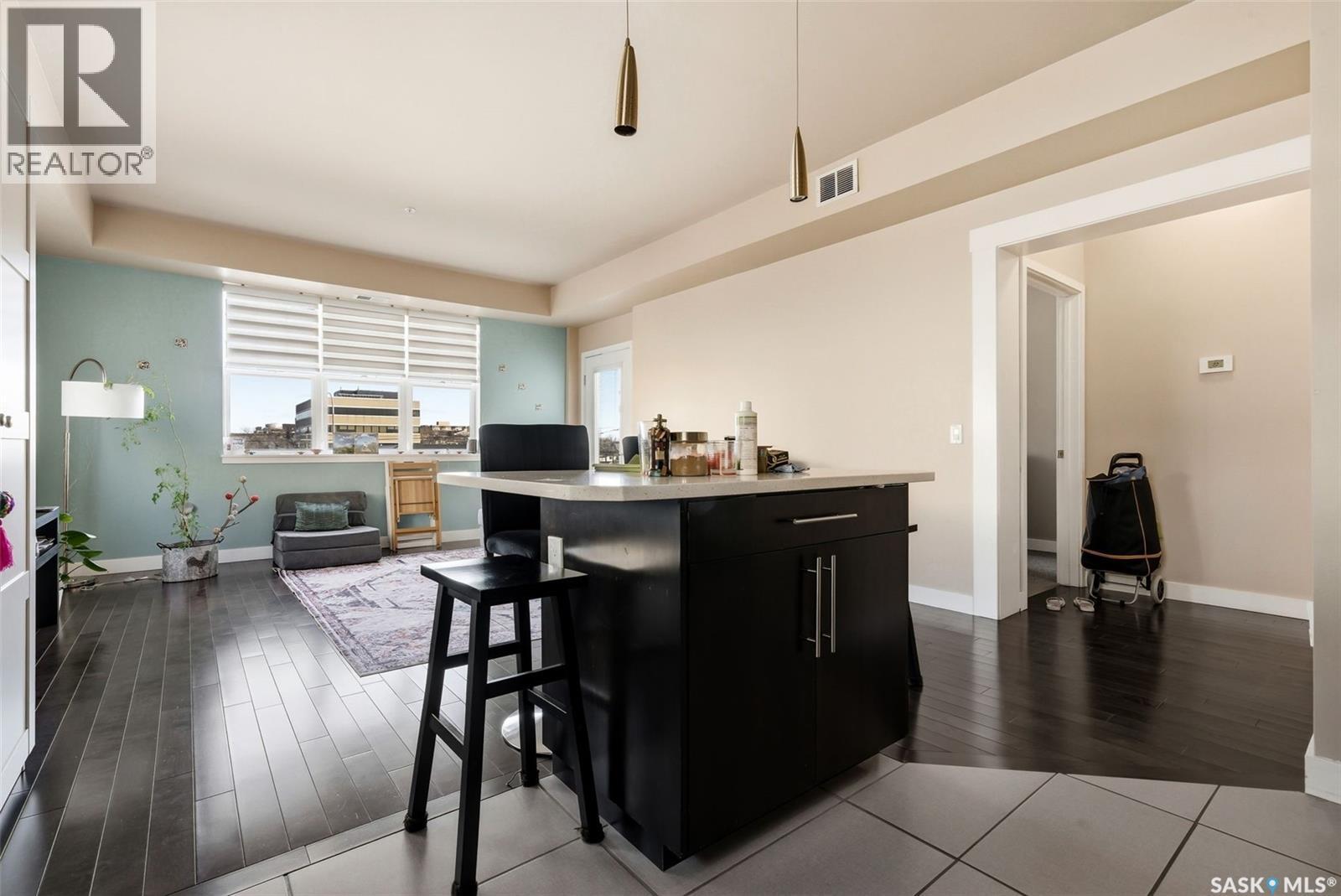301 2255 Angus Street, Regina, SK - Indoor