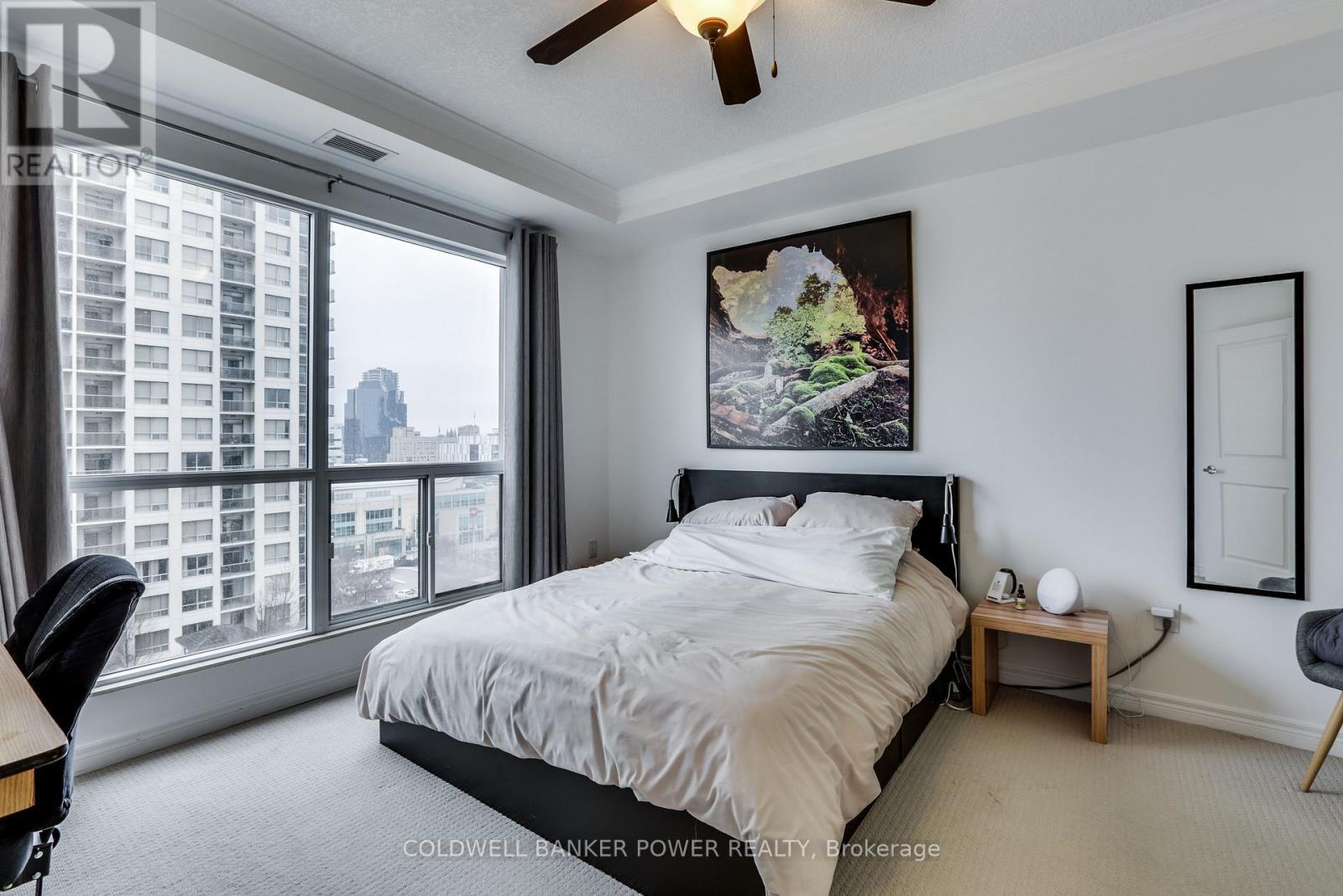 1311 - 330 Ridout Street N, London East (East K), ON - Indoor Photo Showing Bedroom