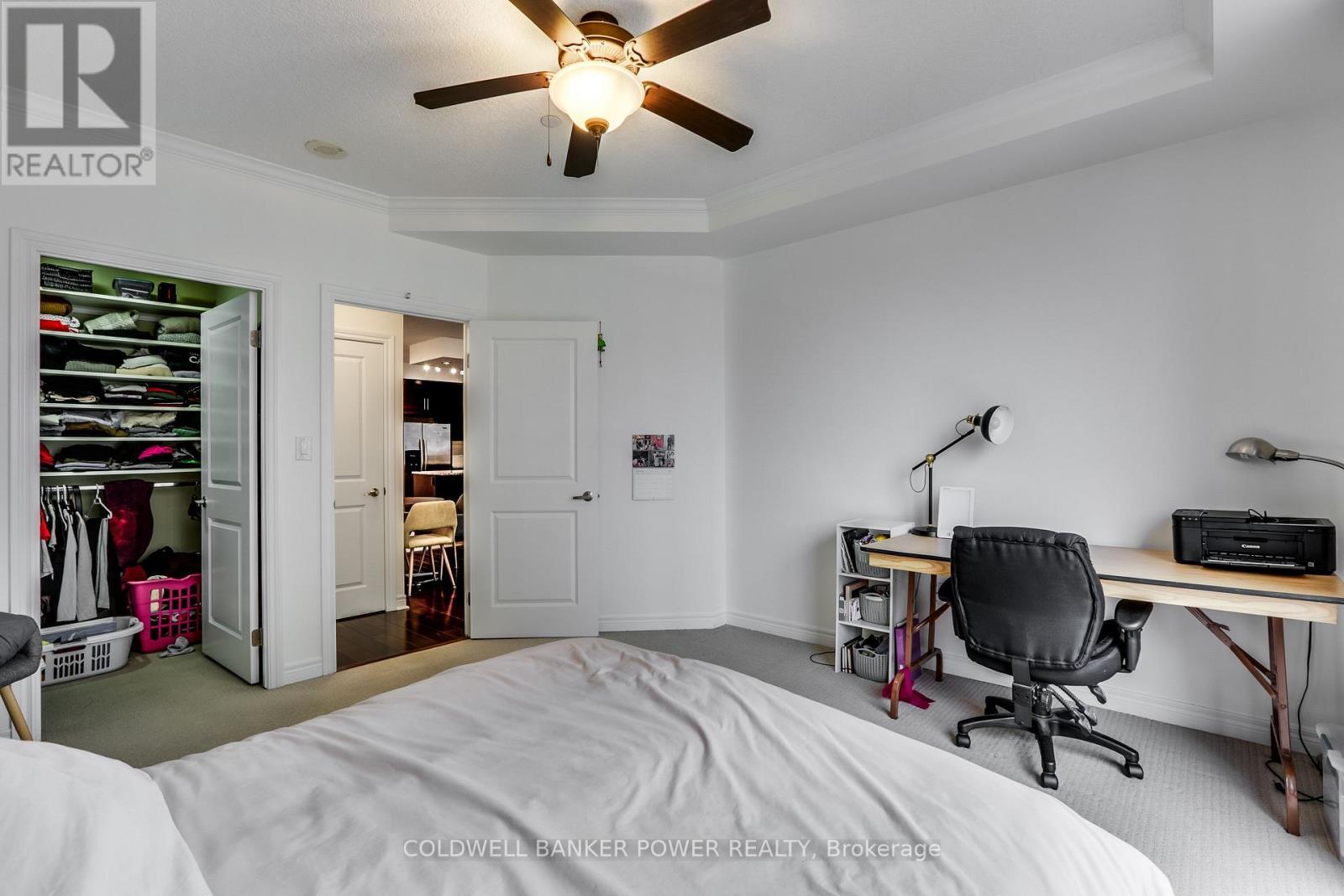 1311 - 330 Ridout Street N, London East (East K), ON - Indoor Photo Showing Bedroom