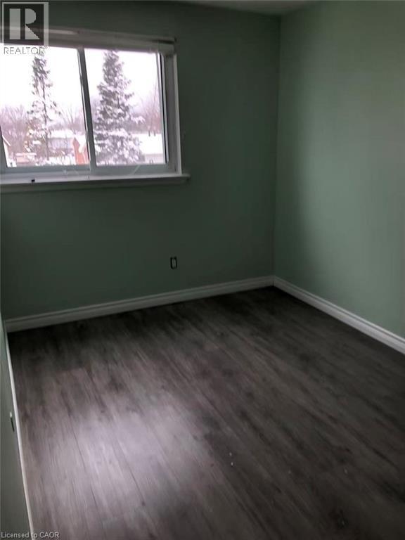 390 East 23Rd Street, Hamilton, ON - Indoor Photo Showing Other Room