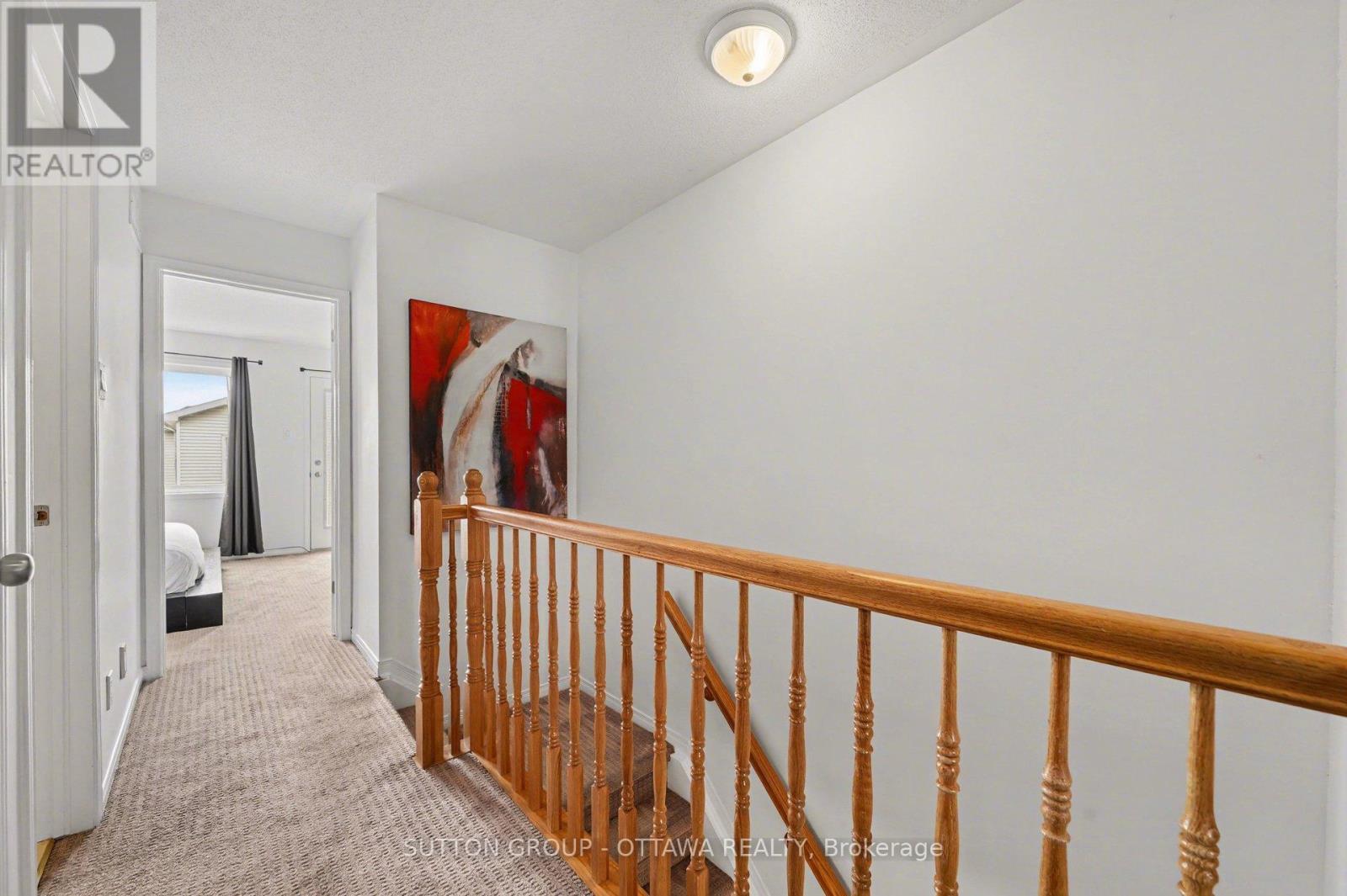 56 Steele Park Private, Ottawa, ON - Indoor Photo Showing Other Room