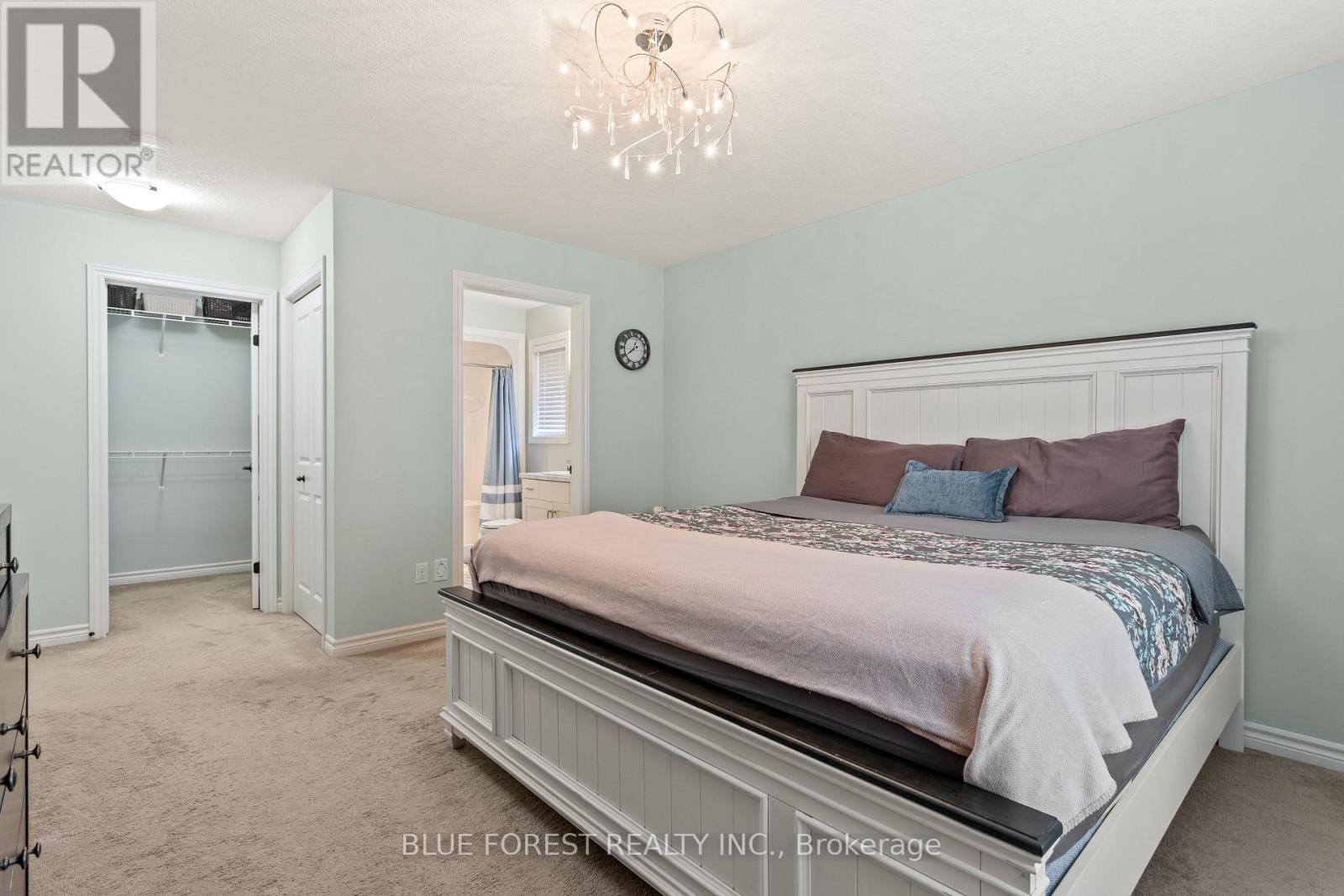 42 Hickory Lane, St. Thomas, ON - Indoor Photo Showing Bedroom