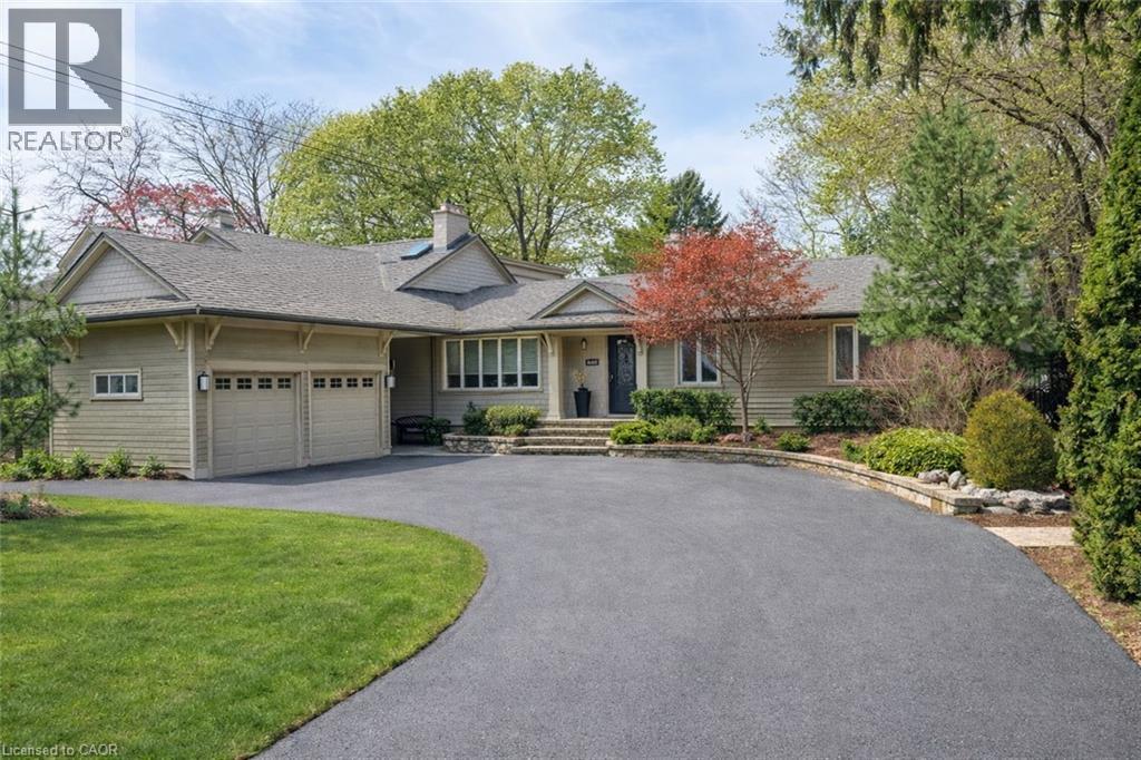 4391 Lakeshore Road, Burlington, ON