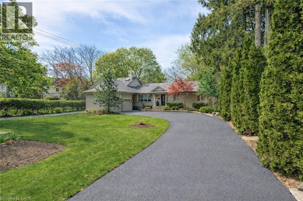 4391 Lakeshore Road, Burlington, ON