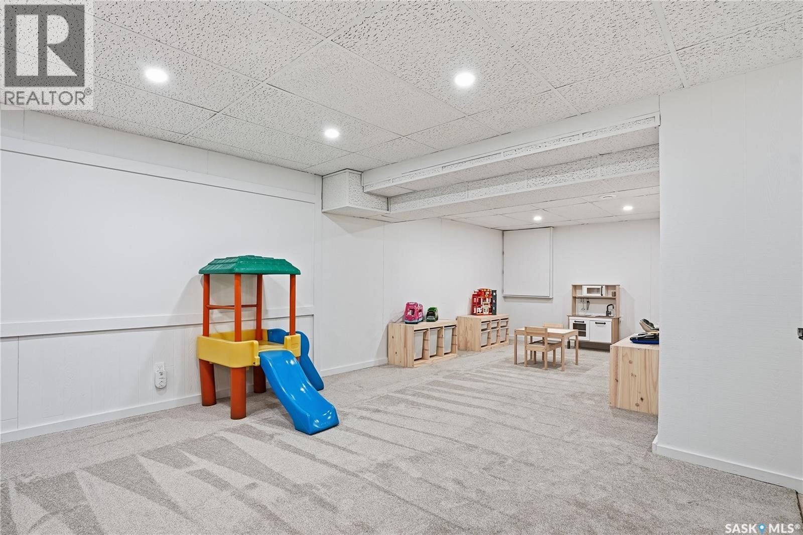 154 Candle Crescent, Saskatoon, SK - Indoor