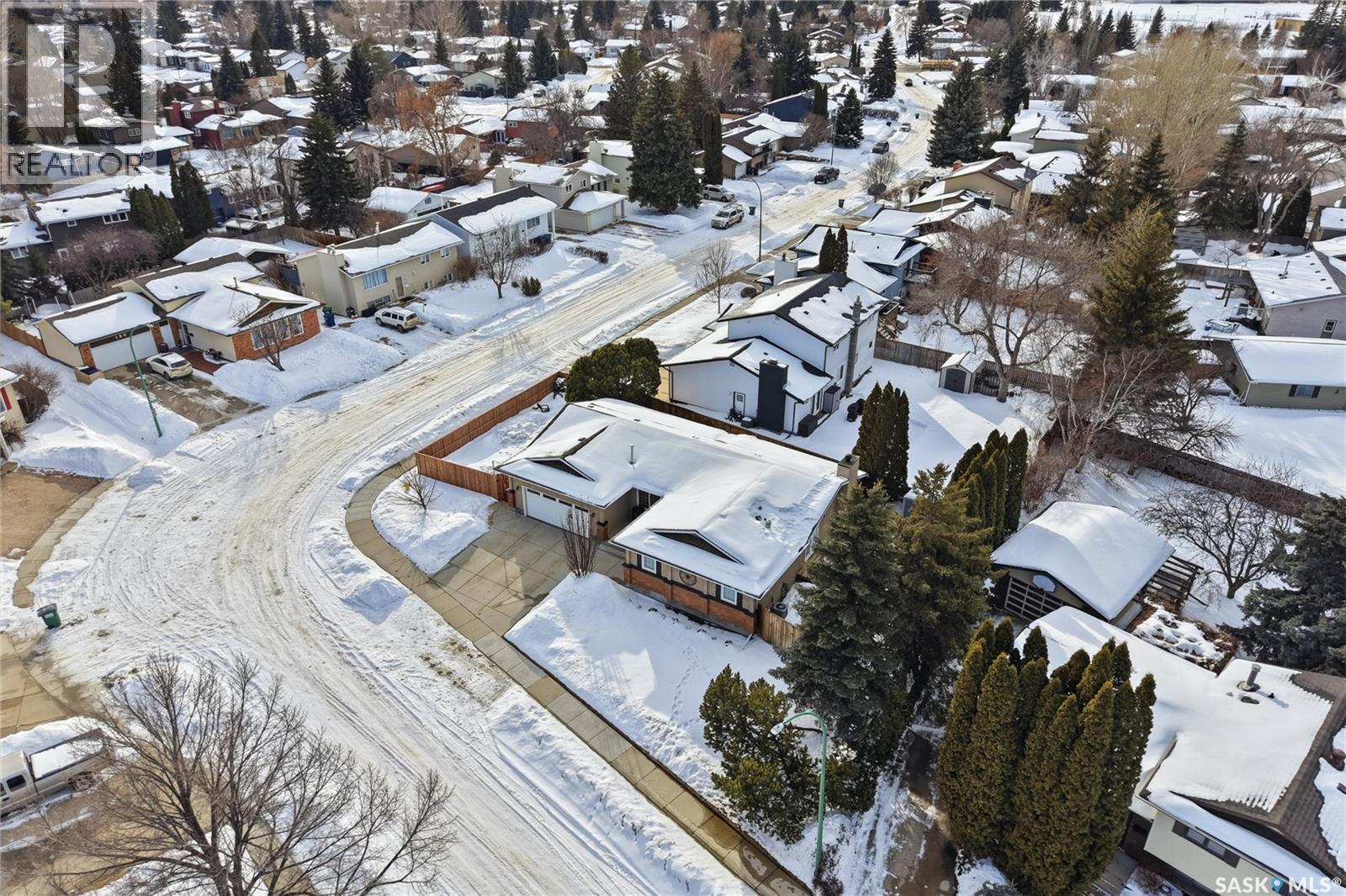 154 Candle Crescent, Saskatoon, SK - Outdoor