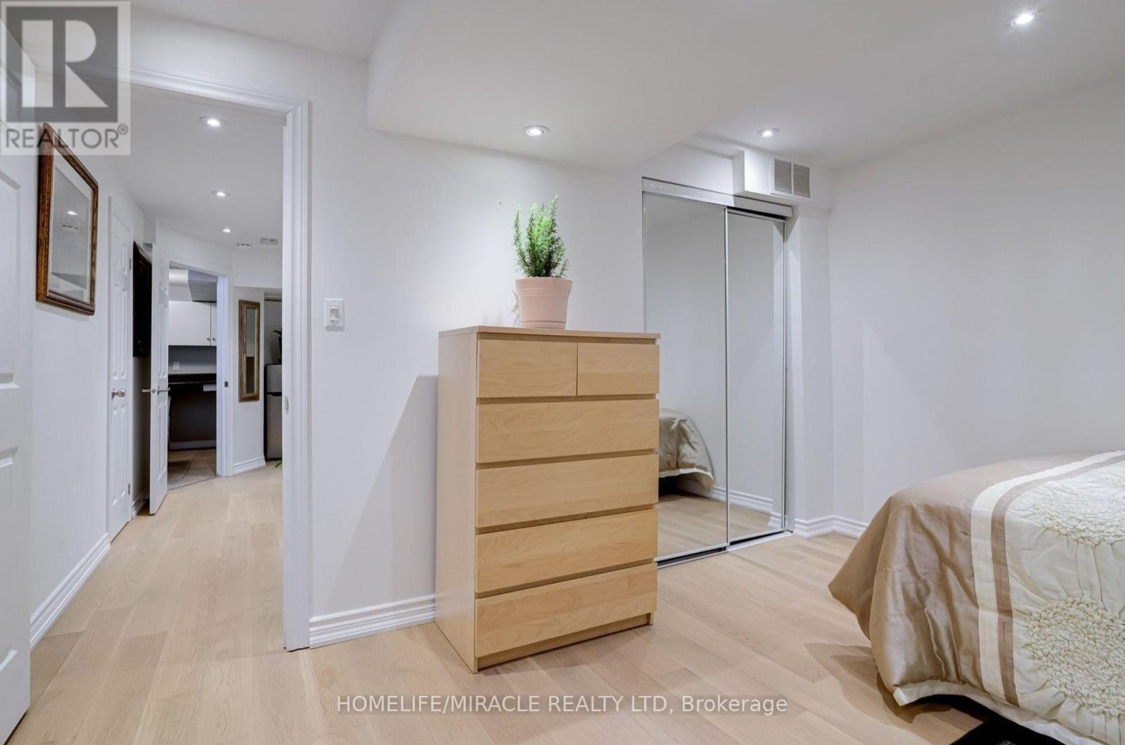 5840 Raftsman Cove, Mississauga, ON - Indoor