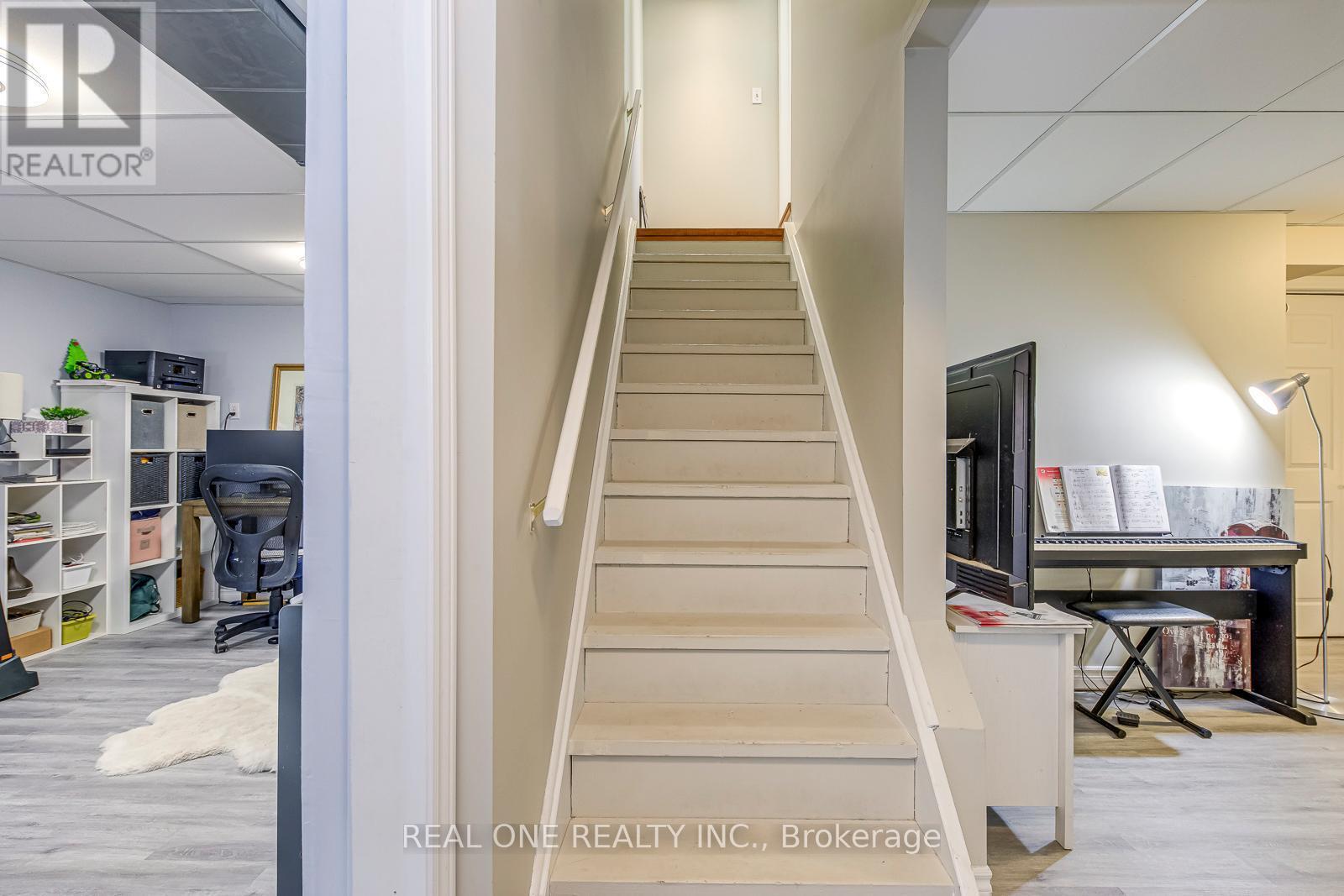 2470 Bankside Drive, Mississauga, ON - Indoor Photo Showing Other Room