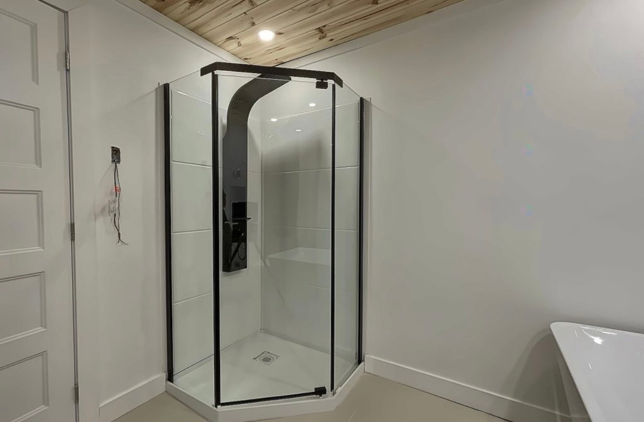 Salle de bains - 480 Rue De La Montagne, Saint-Calixte, QC - Indoor Photo Showing Bathroom