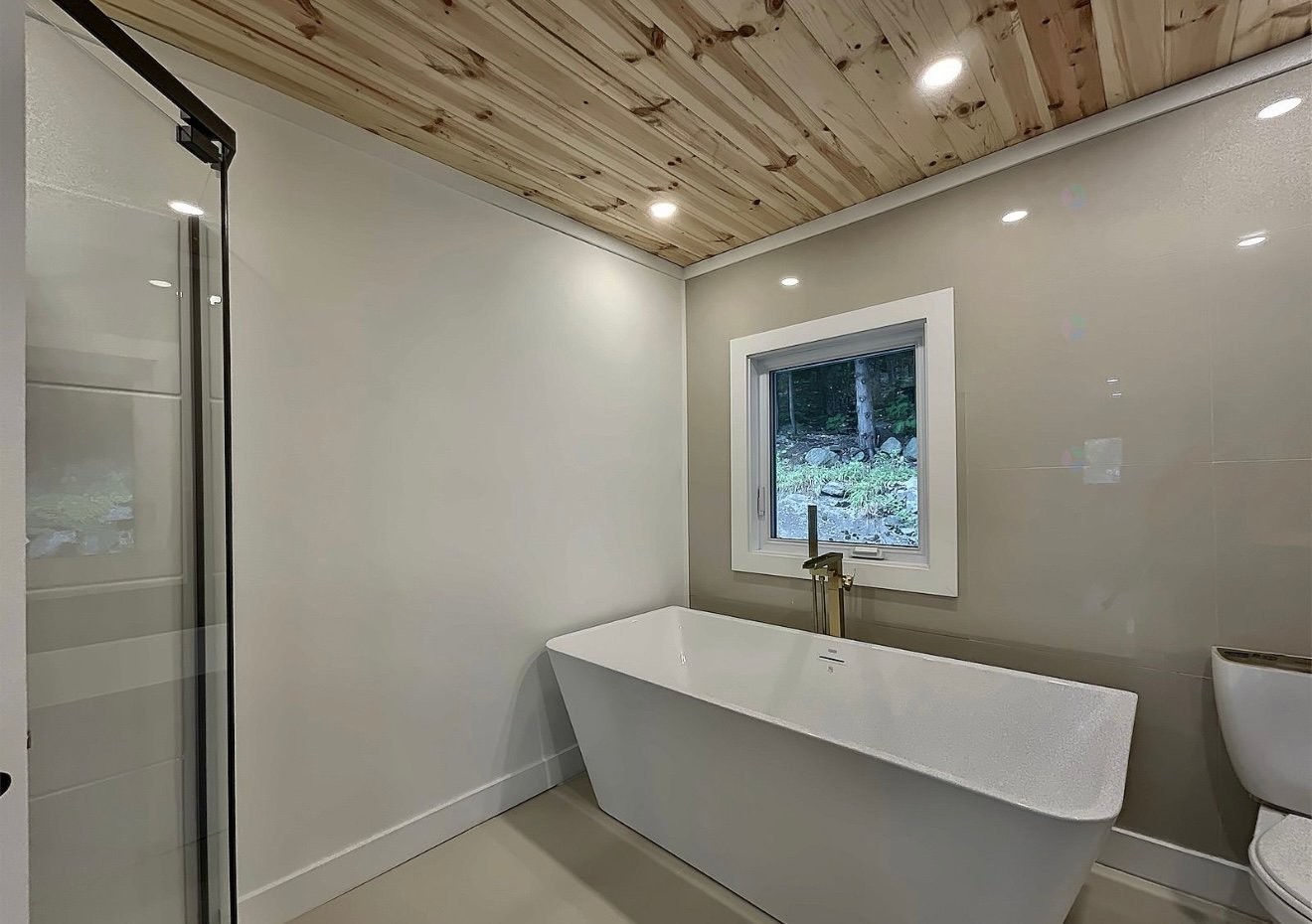 Salle de bains - 480 Rue De La Montagne, Saint-Calixte, QC - Indoor Photo Showing Bathroom