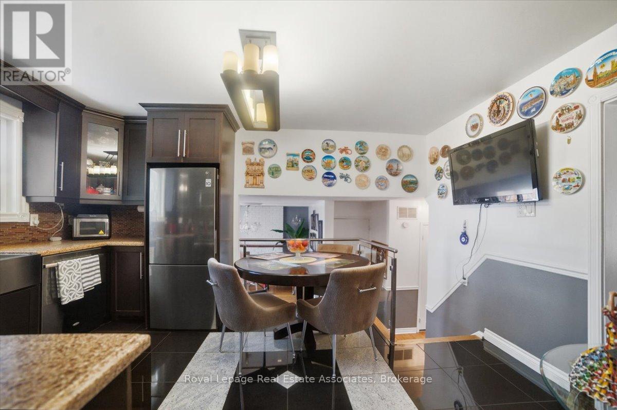 3652 Haven Glenn, Mississauga, ON - Indoor