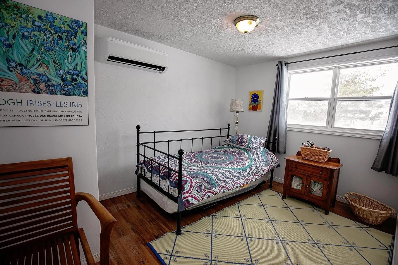 255 Victoria Street E, Amherst, NS